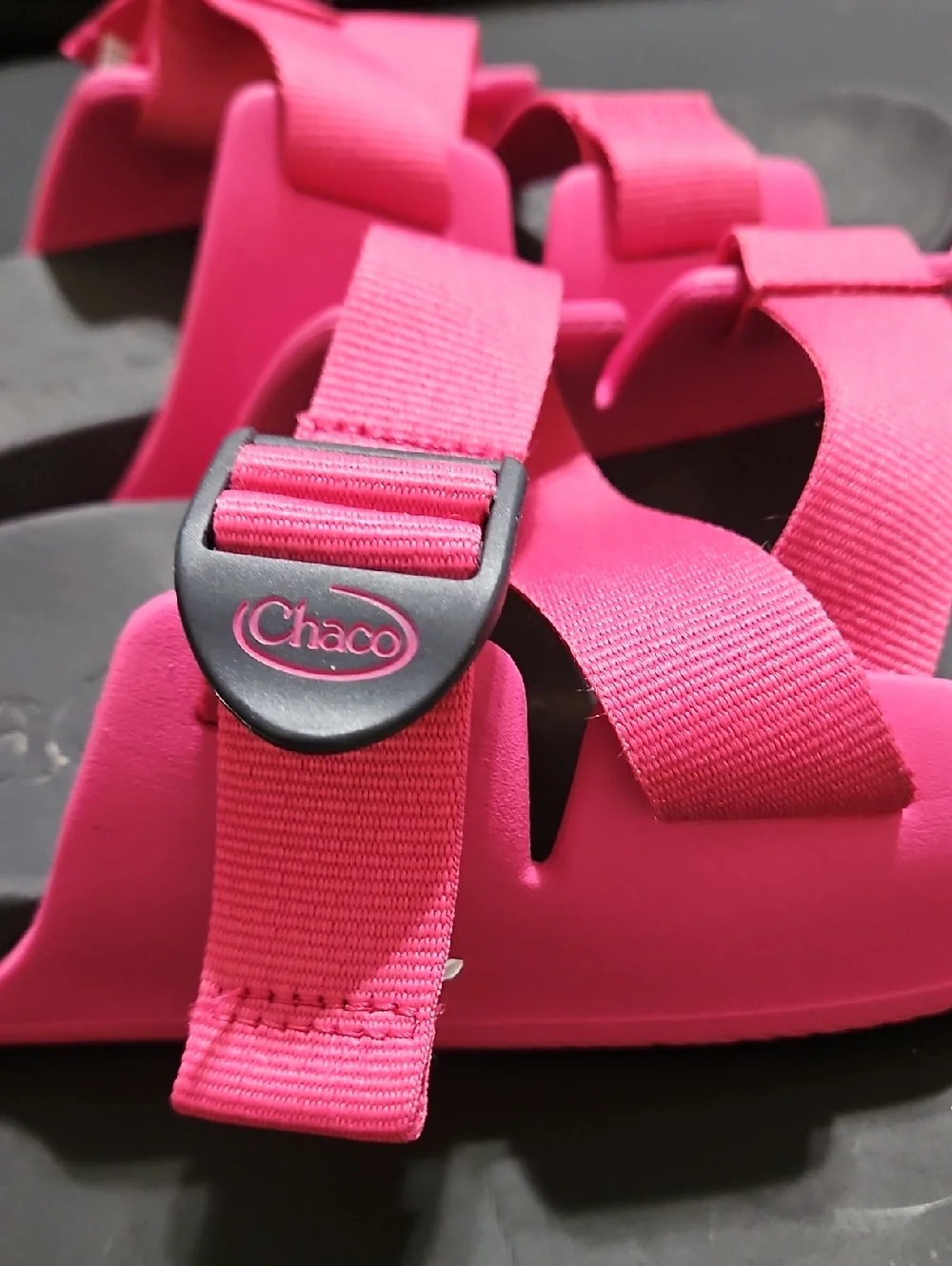 Chaco Women's Chillos Slide sandals in a magenta Size 10